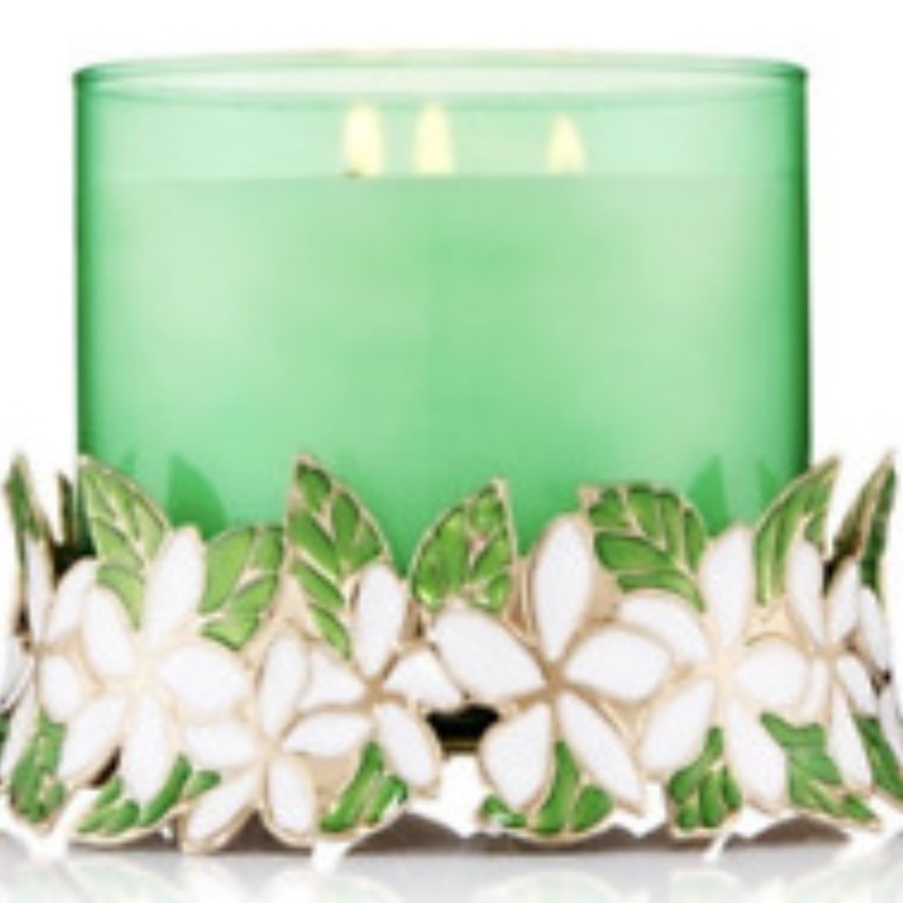 2!Bath& Body Works White Flower Crown Ring Large